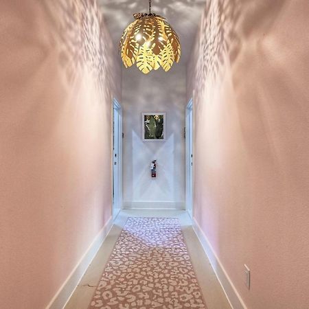 The Oleander Hotel Room 6 Галвестън Екстериор снимка